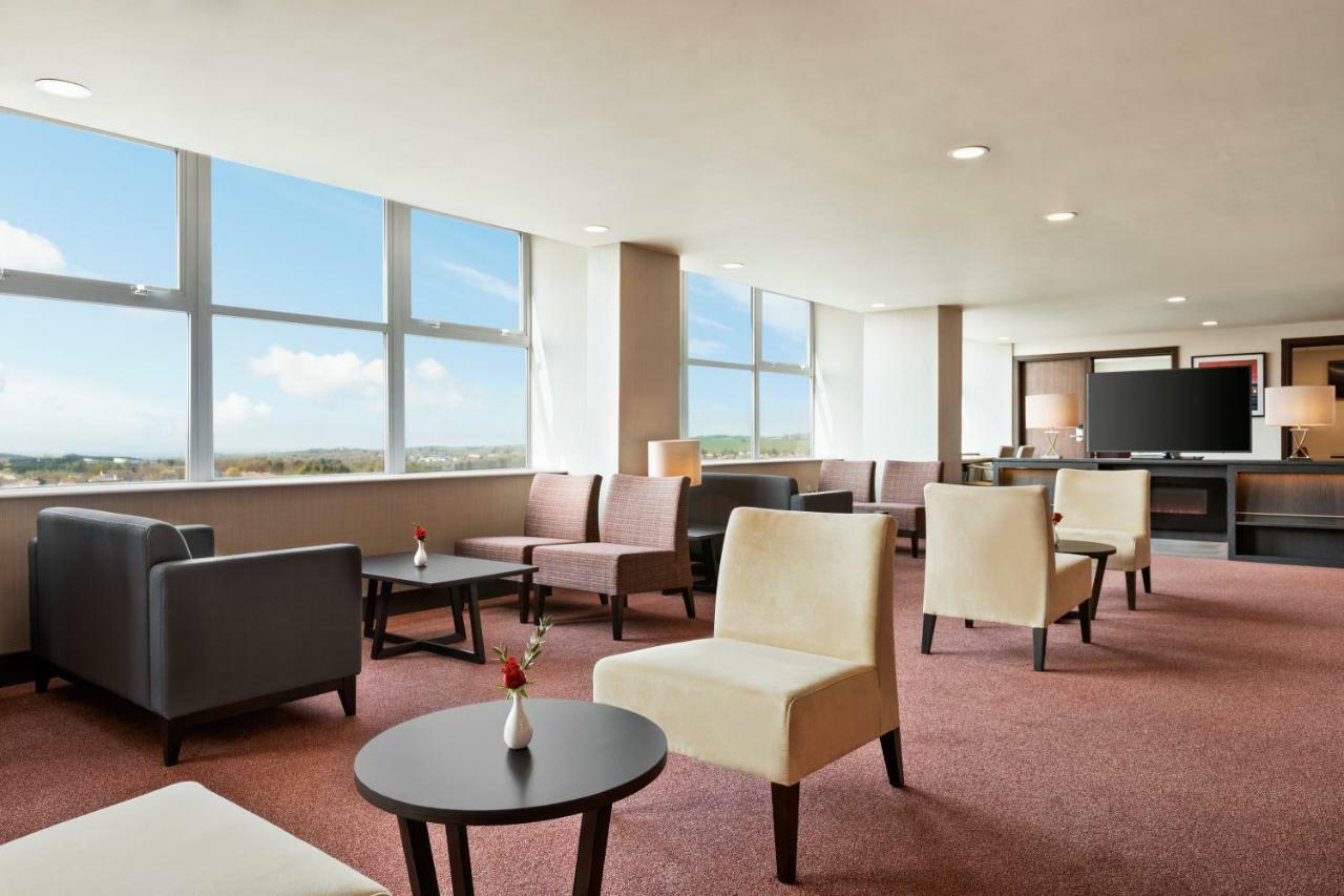 Ramada East Kilbride Hotel Ngoại thất bức ảnh