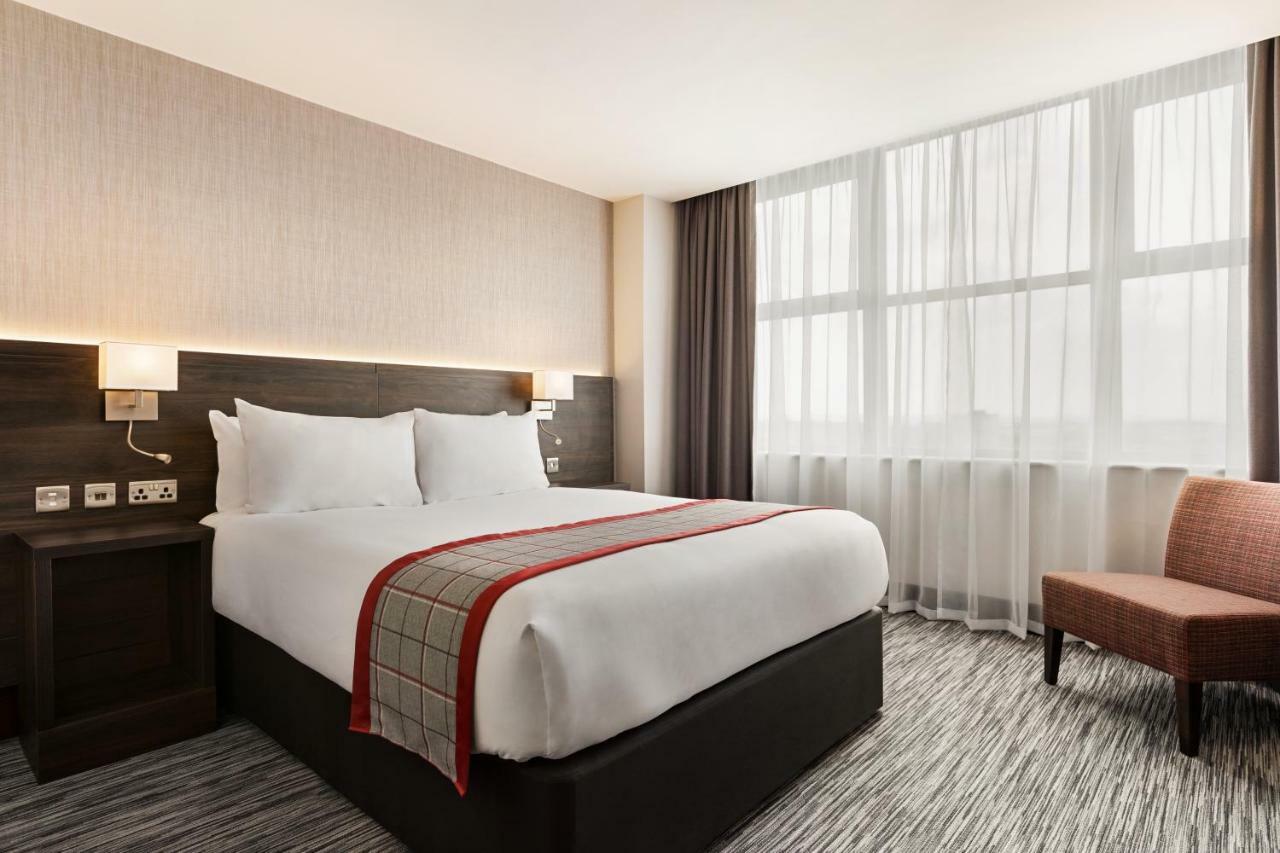 Ramada East Kilbride Hotel Ngoại thất bức ảnh