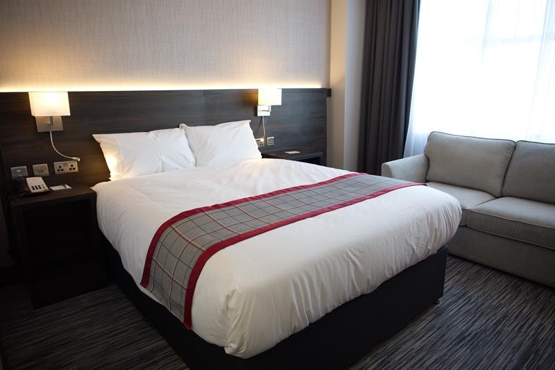 Ramada East Kilbride Hotel Ngoại thất bức ảnh