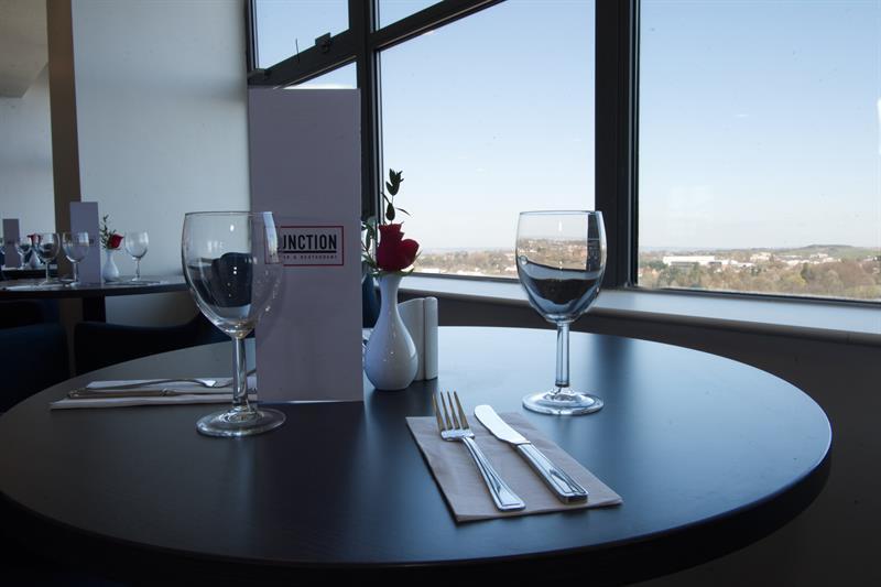 Ramada East Kilbride Hotel Ngoại thất bức ảnh